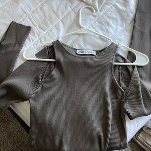 Never Worn: Zara CUT OUT KNIT SWEATER